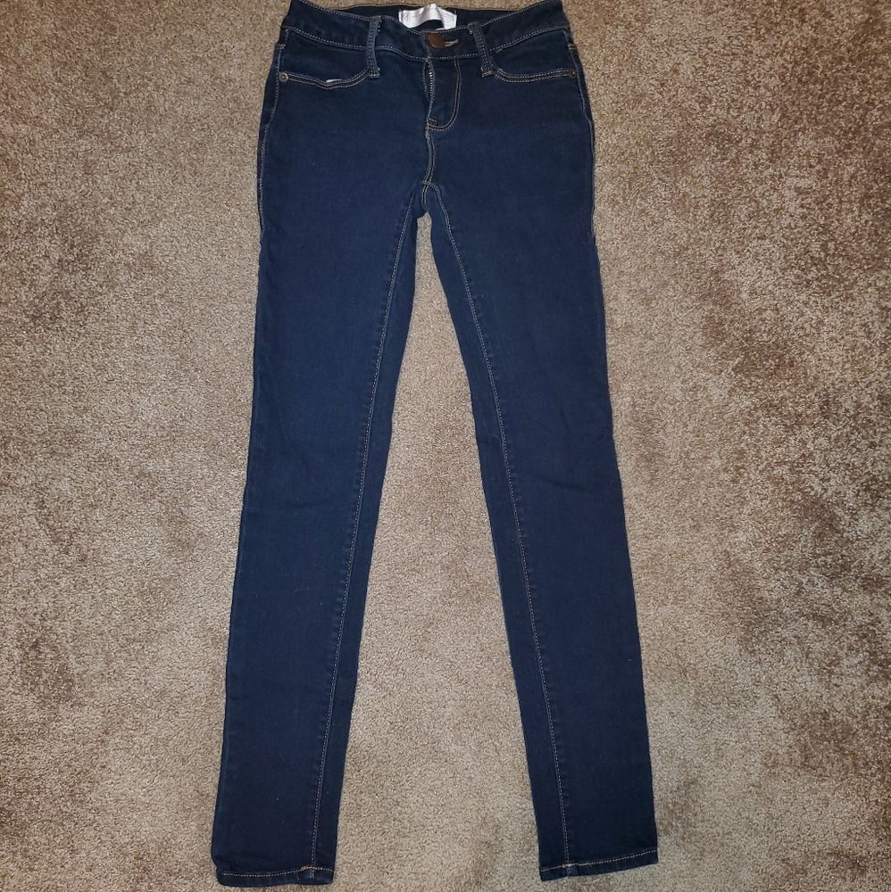 Skinny Jeans Size 1 (Juniors)